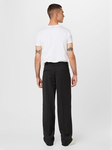 Han Kjøbenhavn Loose fit Pleated Pants in Black