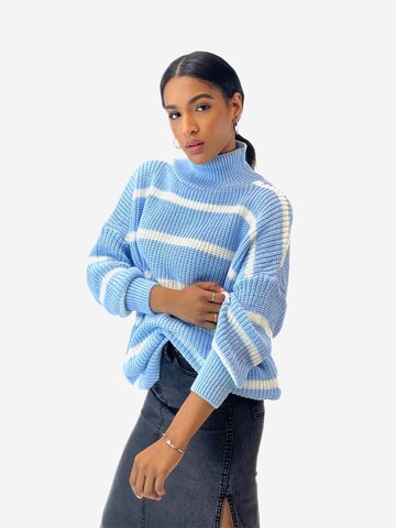 Elara Pullover in Blau