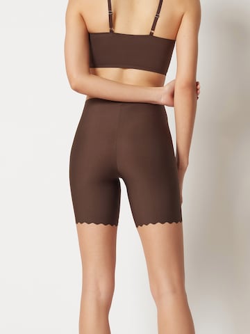 Skiny Skinny Spodnie modelujące 'Micro Lovers' w kolorze brązowy
