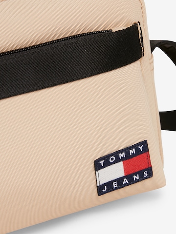 Tommy Jeans Crossbody Bag in Beige
