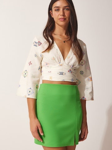 Fustă de la Happiness İstanbul pe verde: față