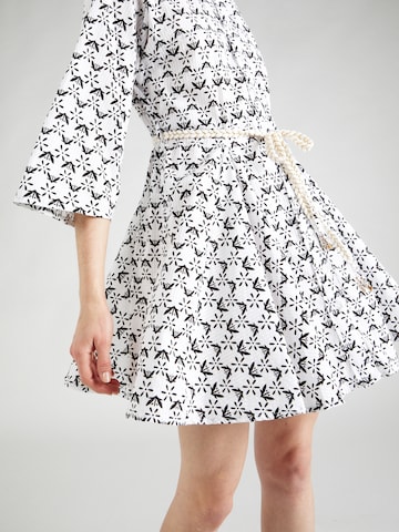 Rochie tip bluză 'WOODBLOCK GODET' de la River Island pe bej