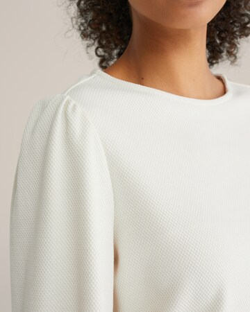 WE Fashion Свитер в Белый