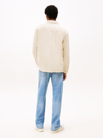 Tommy Jeans - Ajuste confortable Camisa en beige: atrás