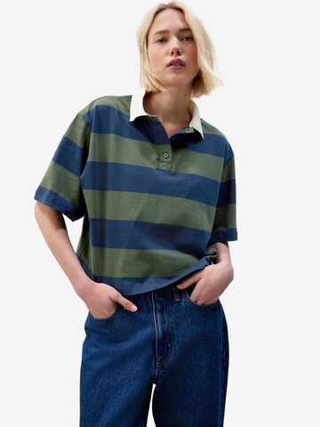 Next Shirt in Blue: front