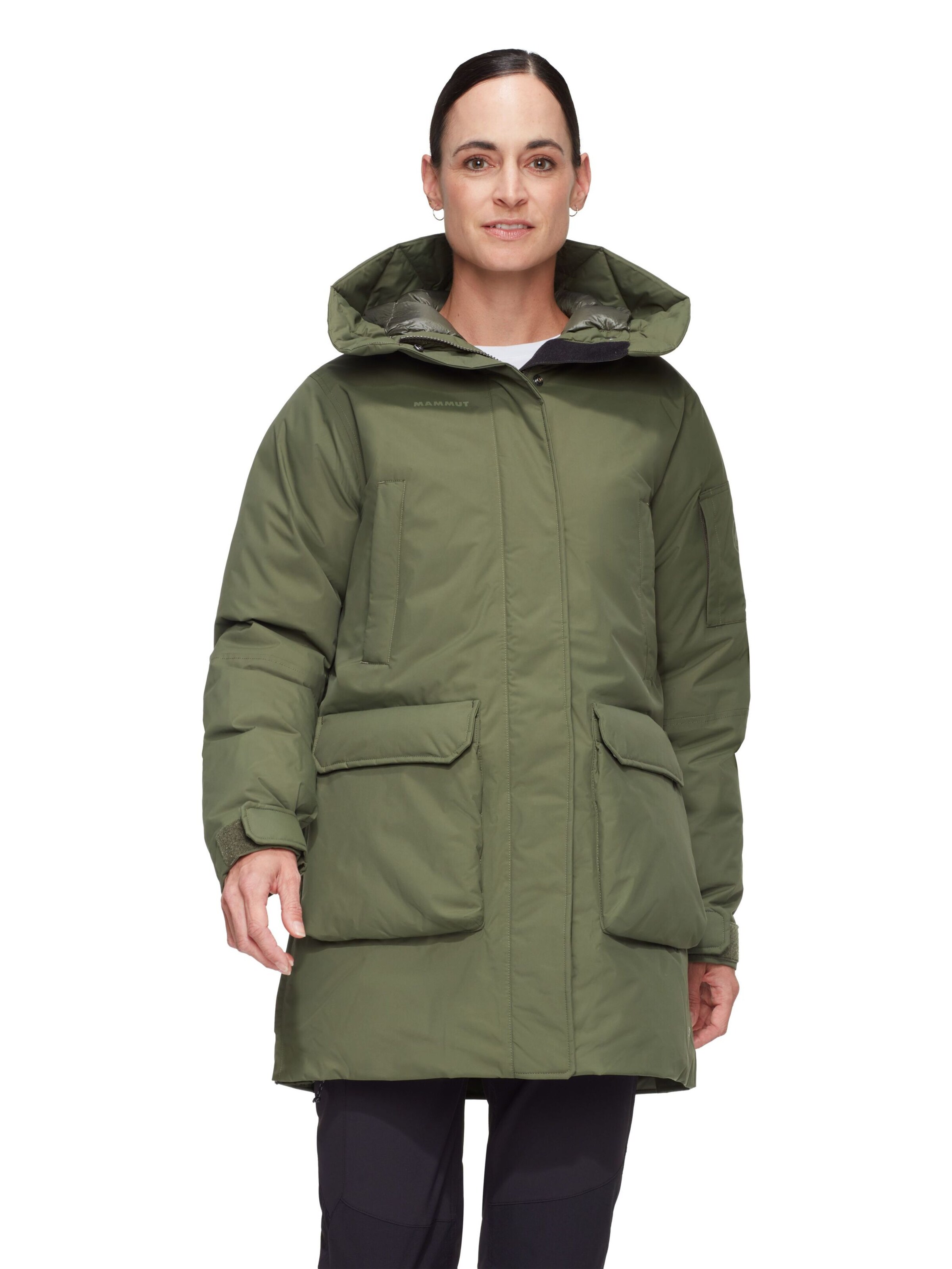 MAMMUT Outdoor Jacket in Green: front