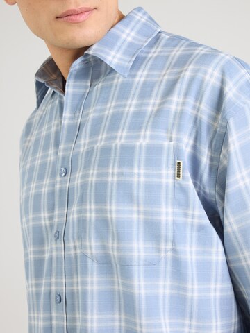 Woodbird Классический крой Рубашка 'Jong' в Синий