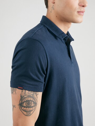 Superdry T-shirt 'Essential' i blå