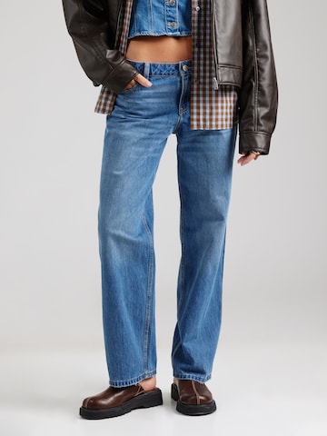 HOLLISTER Свободный крой Джинсы в Синий: спереди