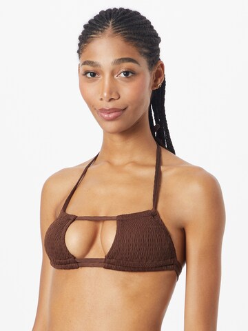 Nasty Gal Bandeau Bikinitop in Braun: predná strana