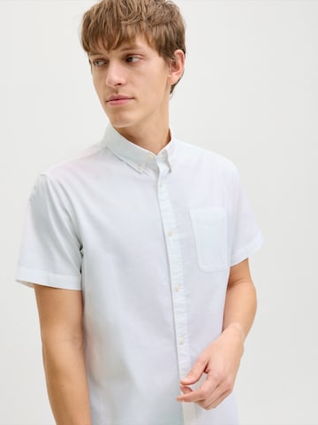 JJ RebelRegular Fit Košulja 'JREBKEITH' - bijela boja