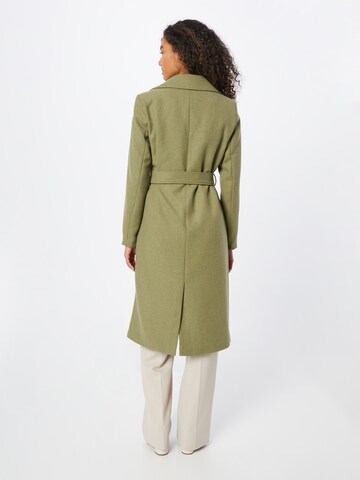PIECES Ανοιξιάτικο και φθινοπωρινό παλτό 'Josie' σε πράσινο
