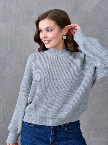 Cardigan WOMAN VISION en gris