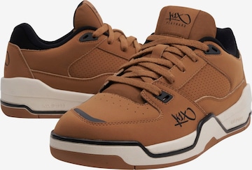 K1X Låg sneaker i brun