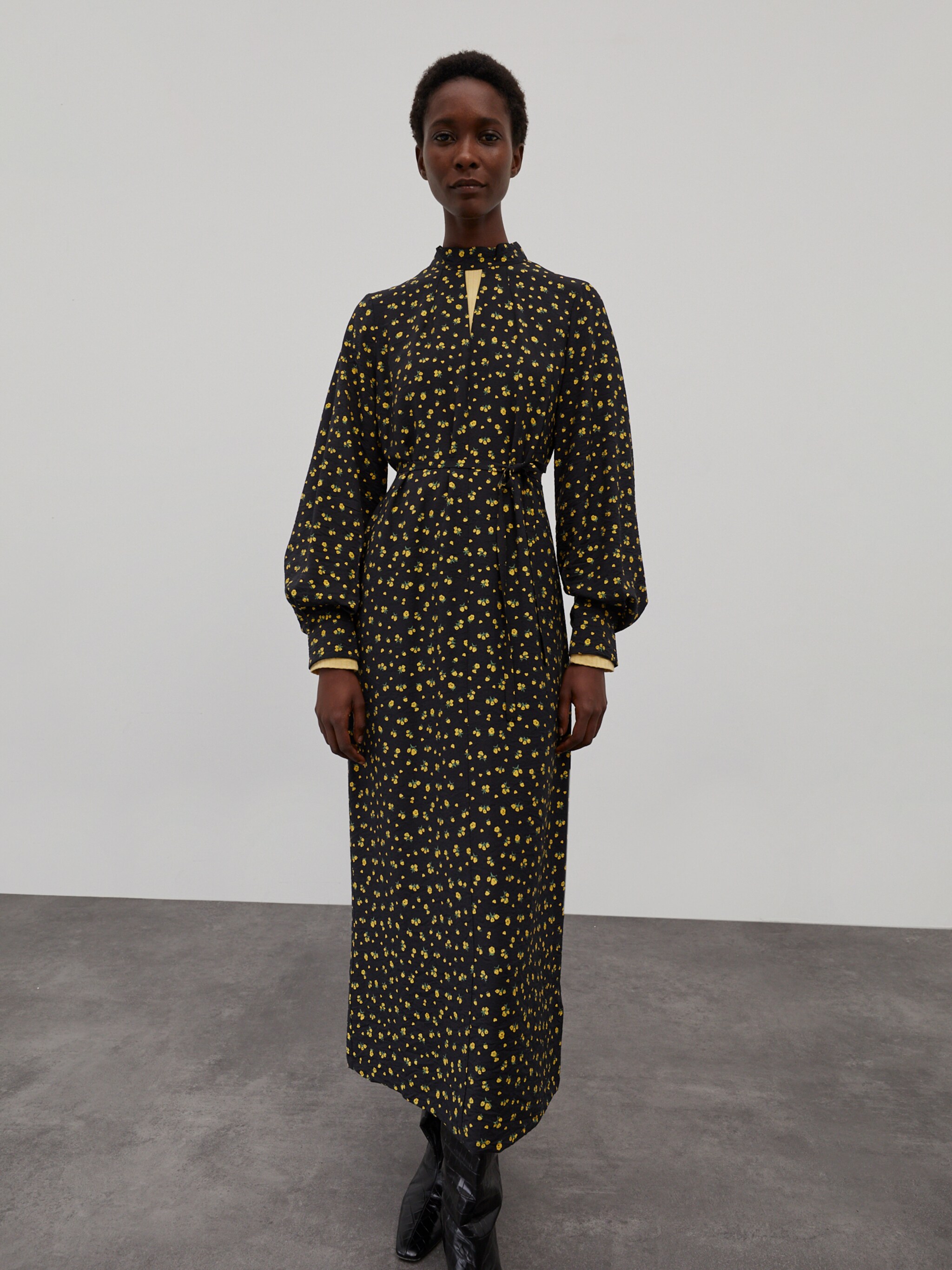 EDITED Produits Robe 'Dalary' jaune