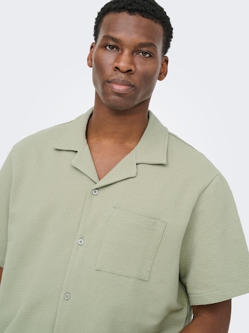 Fit confort Chemise 'ONSKian' Only & Sons en vert