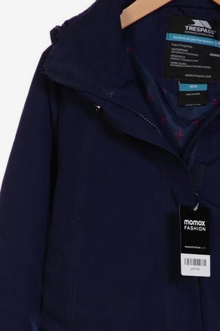 TRESPASS Jacket & Coat in XS in Blue