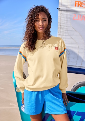 BENCH Sweatshirt in Yellow: front