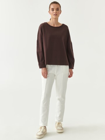 TATUUM Sweatshirt 'KURTIKA' in Bruin