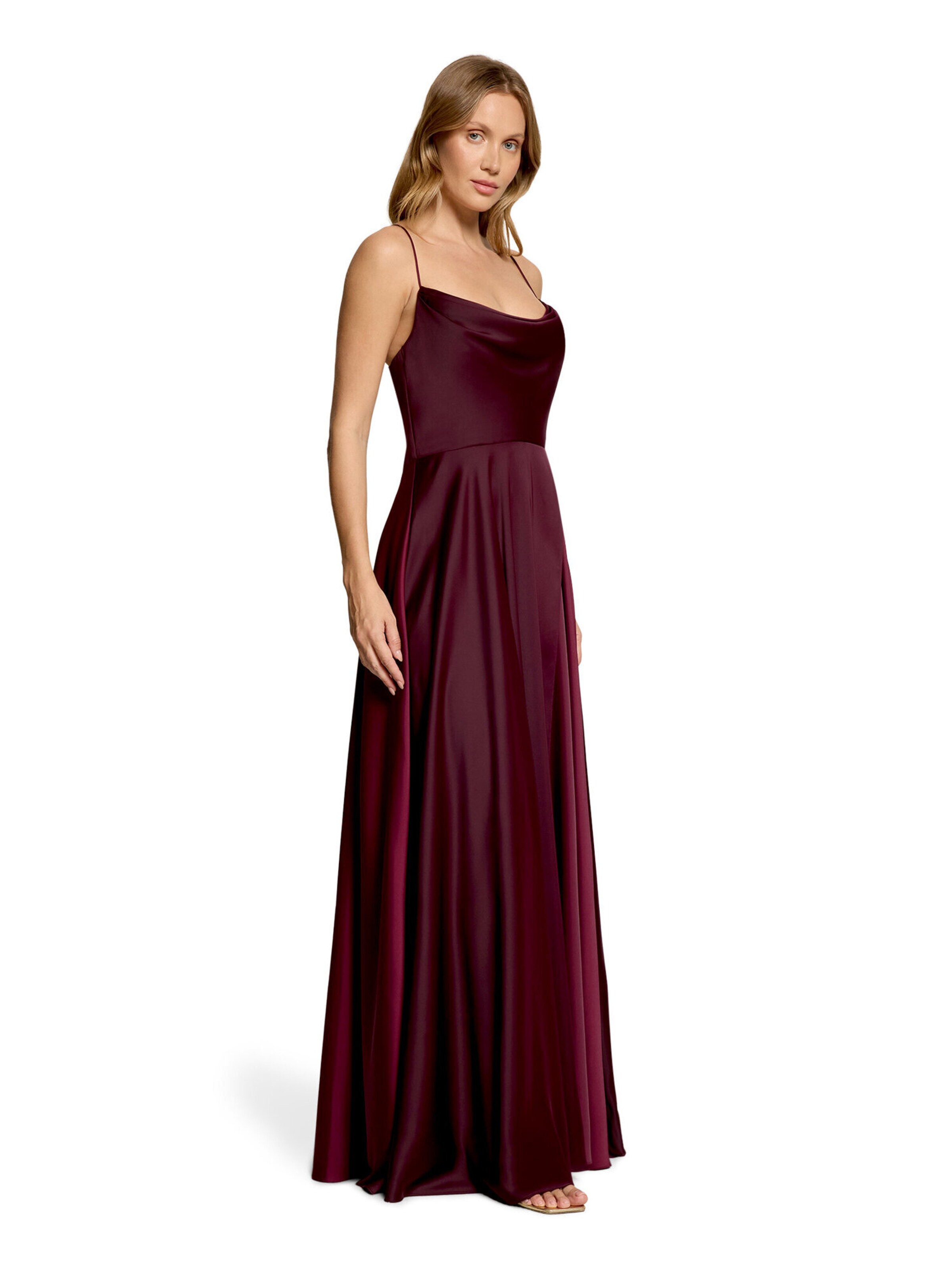 Vera Mont Evening dress in Red