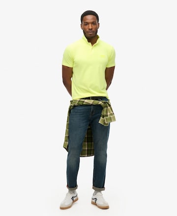 T-Shirt Superdry en jaune