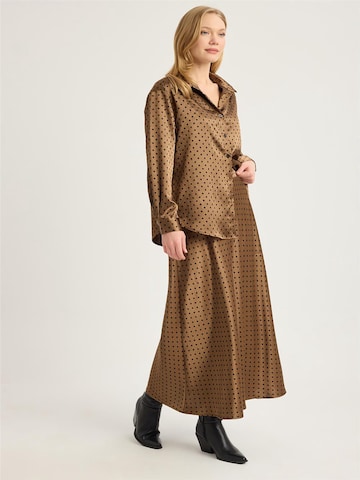 Costume HOME STORE en marron