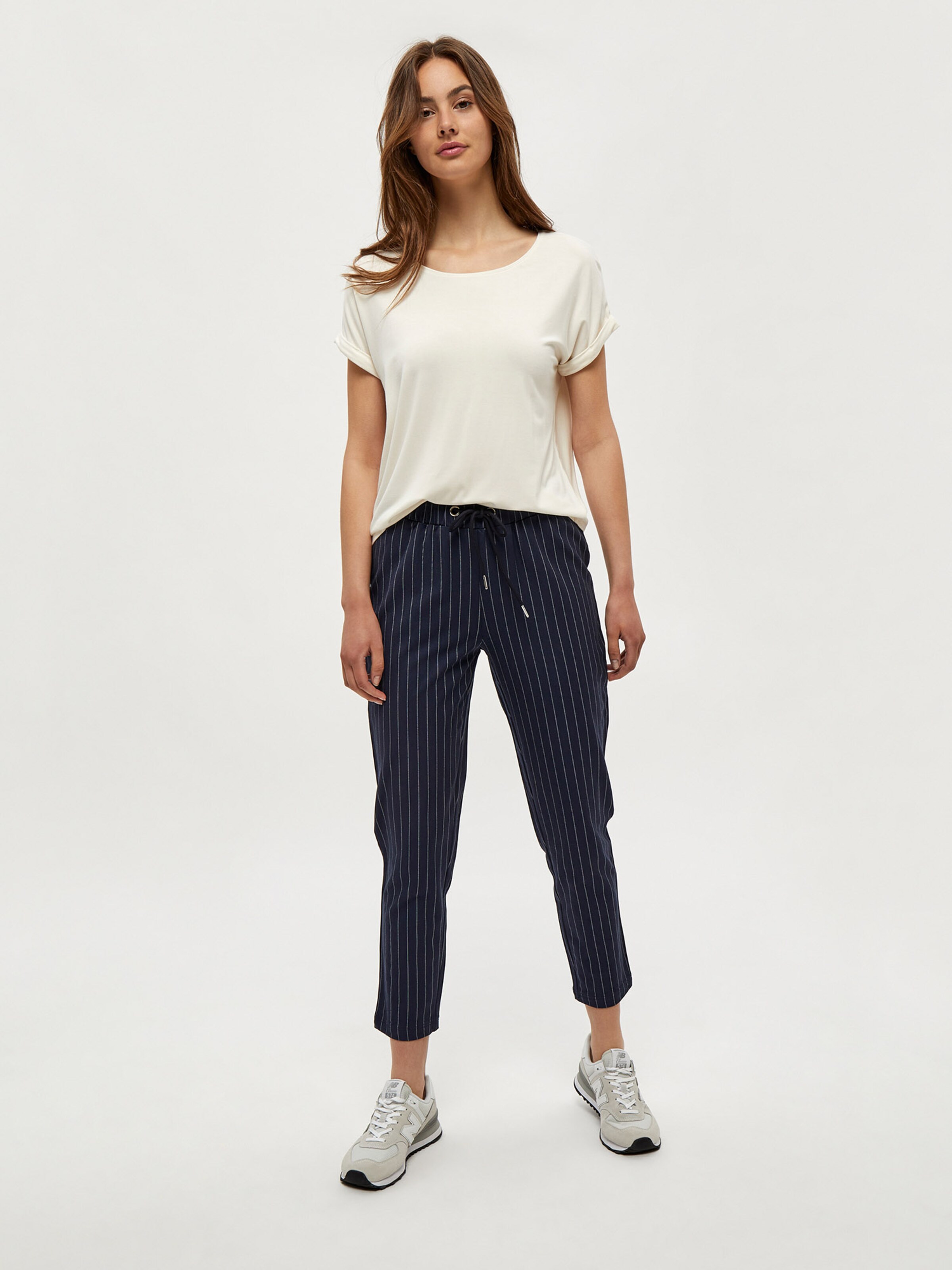 Frauen Shirts & Tops DESIRES T-Shirt 'Giselle' in Weiß - QA80922 Frauen Shirts & Tops DESIRES T-Shirt 'Giselle' in Weiß - QA80922