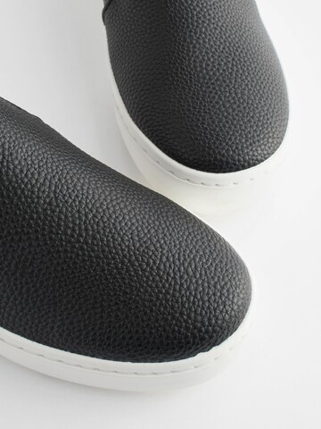 Scarpa slip-on di Next in nero