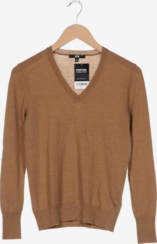 UNIQLO Sweater & Cardigan in M in Brown: front