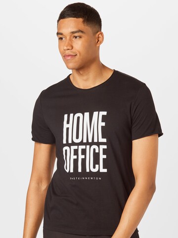 Tricou 'Home Office' de la EINSTEIN & NEWTON pe negru: față