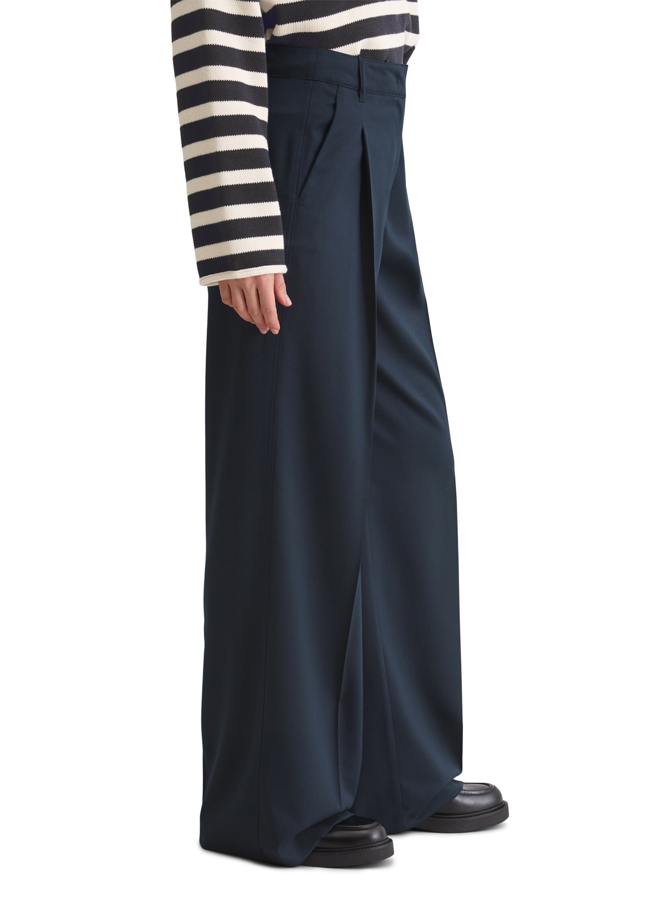 Marc O'Polo Loose fit Pants in Blue