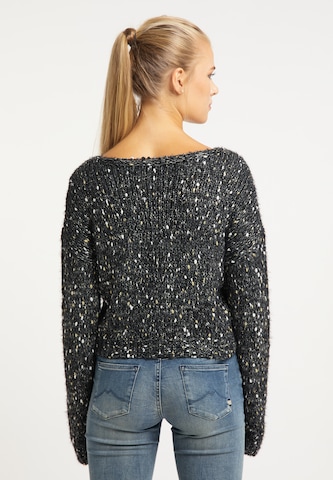 usha BLUE LABEL Sweater in Black