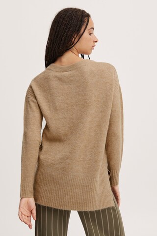 Pullover 'KAMARA' di ICHI in beige