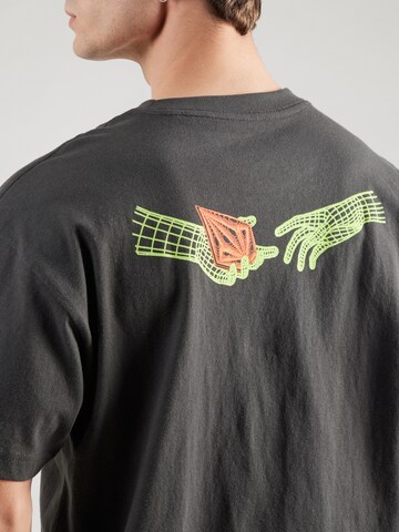 Maglietta 'FORCEFIELD' di Volcom in grigio