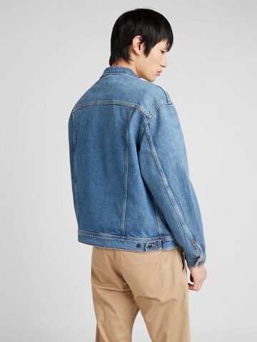 Lee Between-Season Jacket in Blue