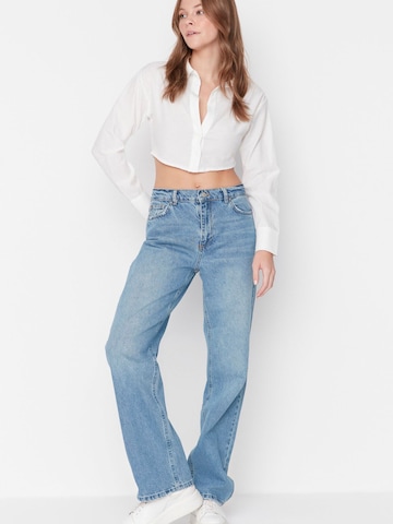 Trendyol Regular Jeans in Blue