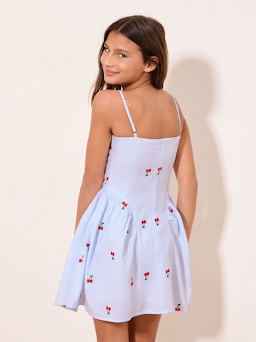 Robe Lipsy en bleu