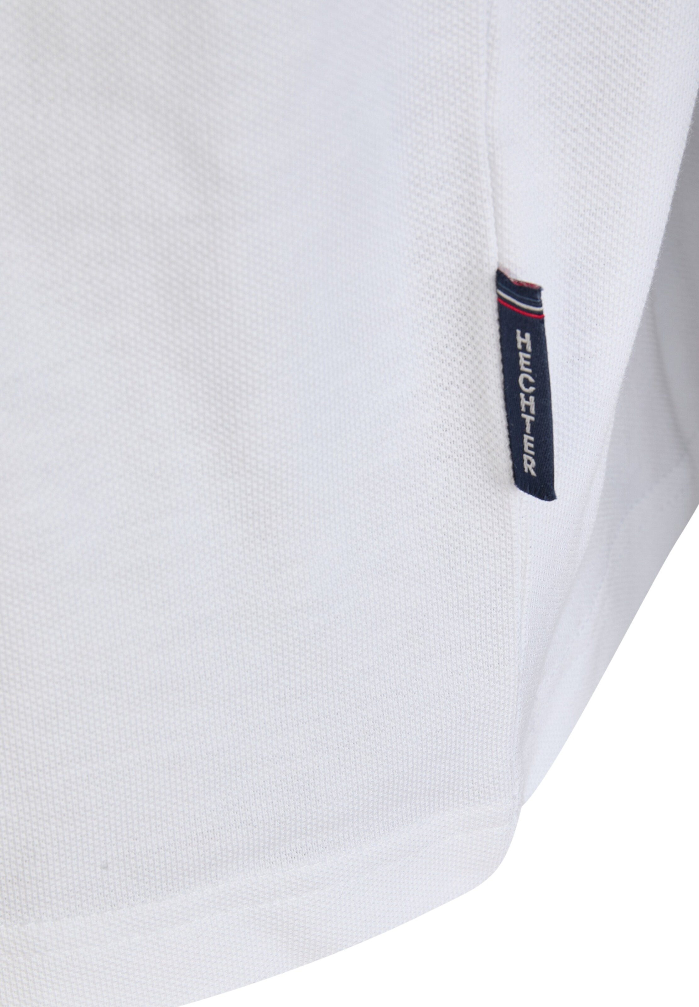 HECHTER PARIS Shirt in White