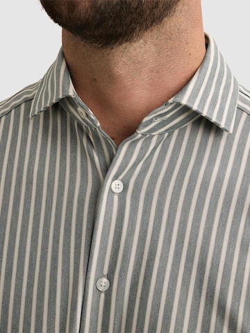 Regular fit Camicia 'Elevated Knit shirt with stripe pattern' di VANGUARD in verde