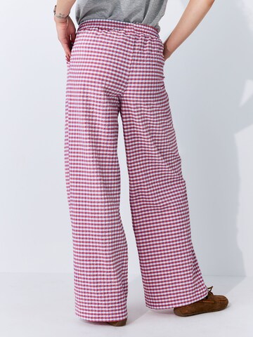 Next Широкий Штаны в Ярко-розовый