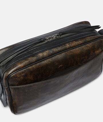 Liebeskind Berlin Shoulder Bag in Brown