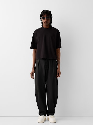 Bershka Loose fit Pleat-Front Pants in Black