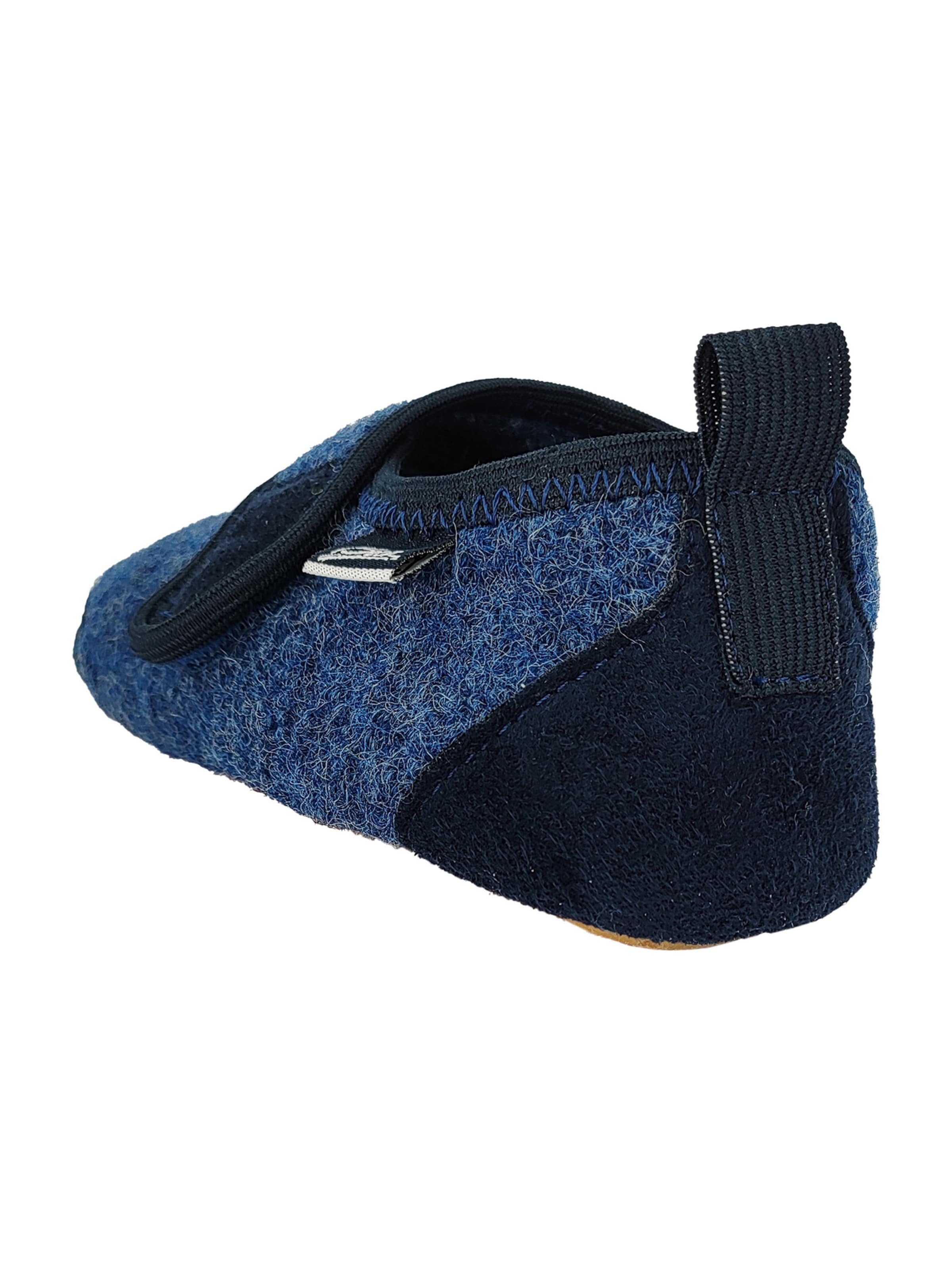 Papuci de casă de la BECK pe albastru