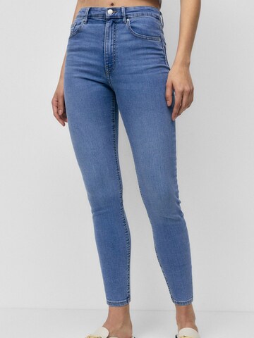 Pull&Bear Skinny Jeans in Blue