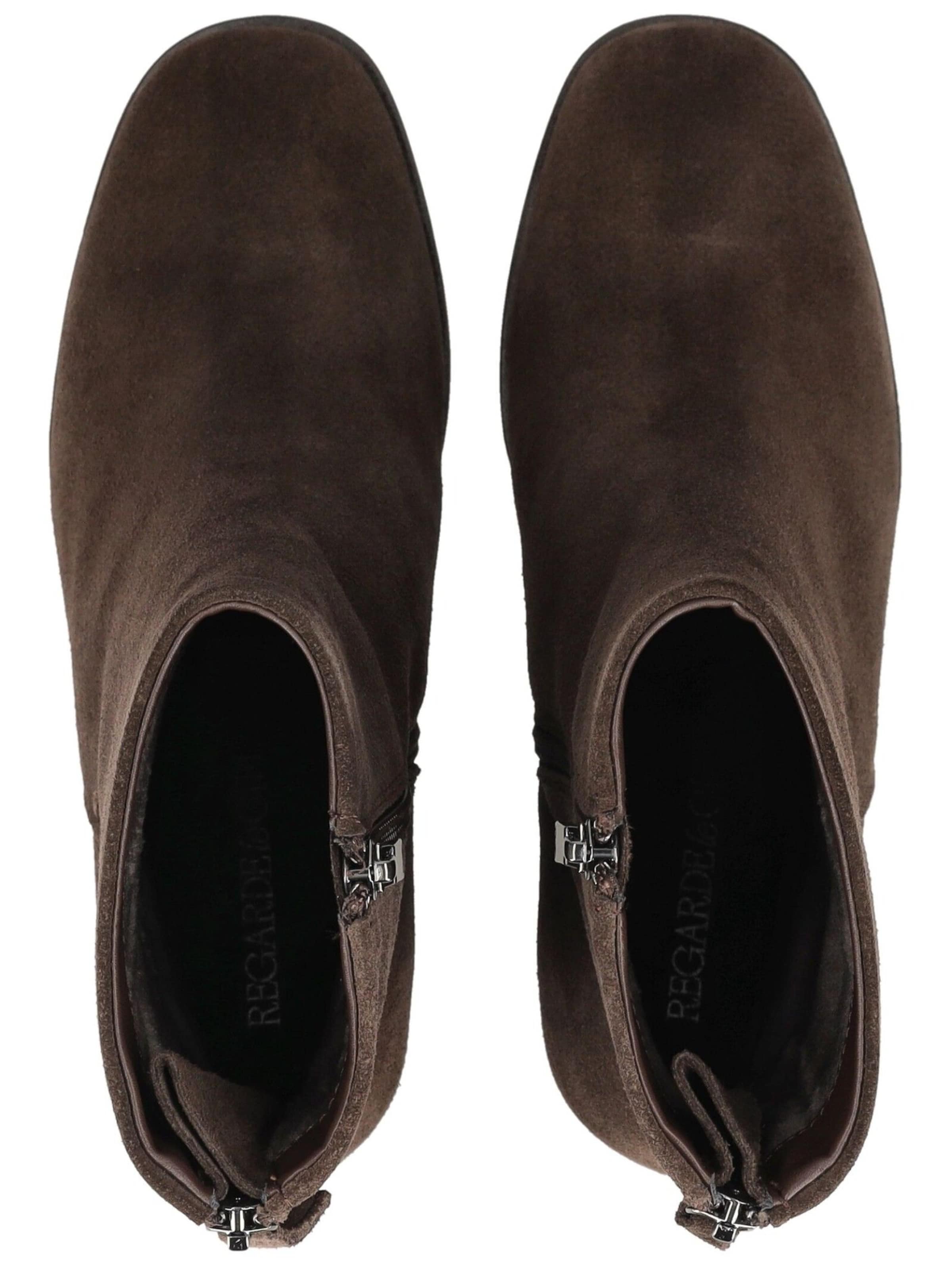 Regarde le Ciel Ankle Boots in Brown: top