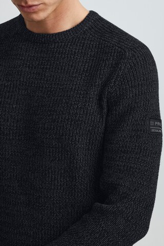 11 Project Strickpullover 'AMERICUS' in Schwarz