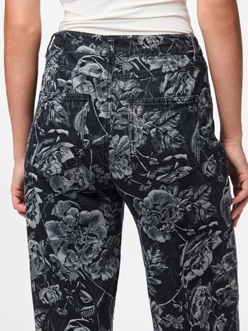 PIECES - Pierna ancha Vaquero 'PCMarosa' en negro