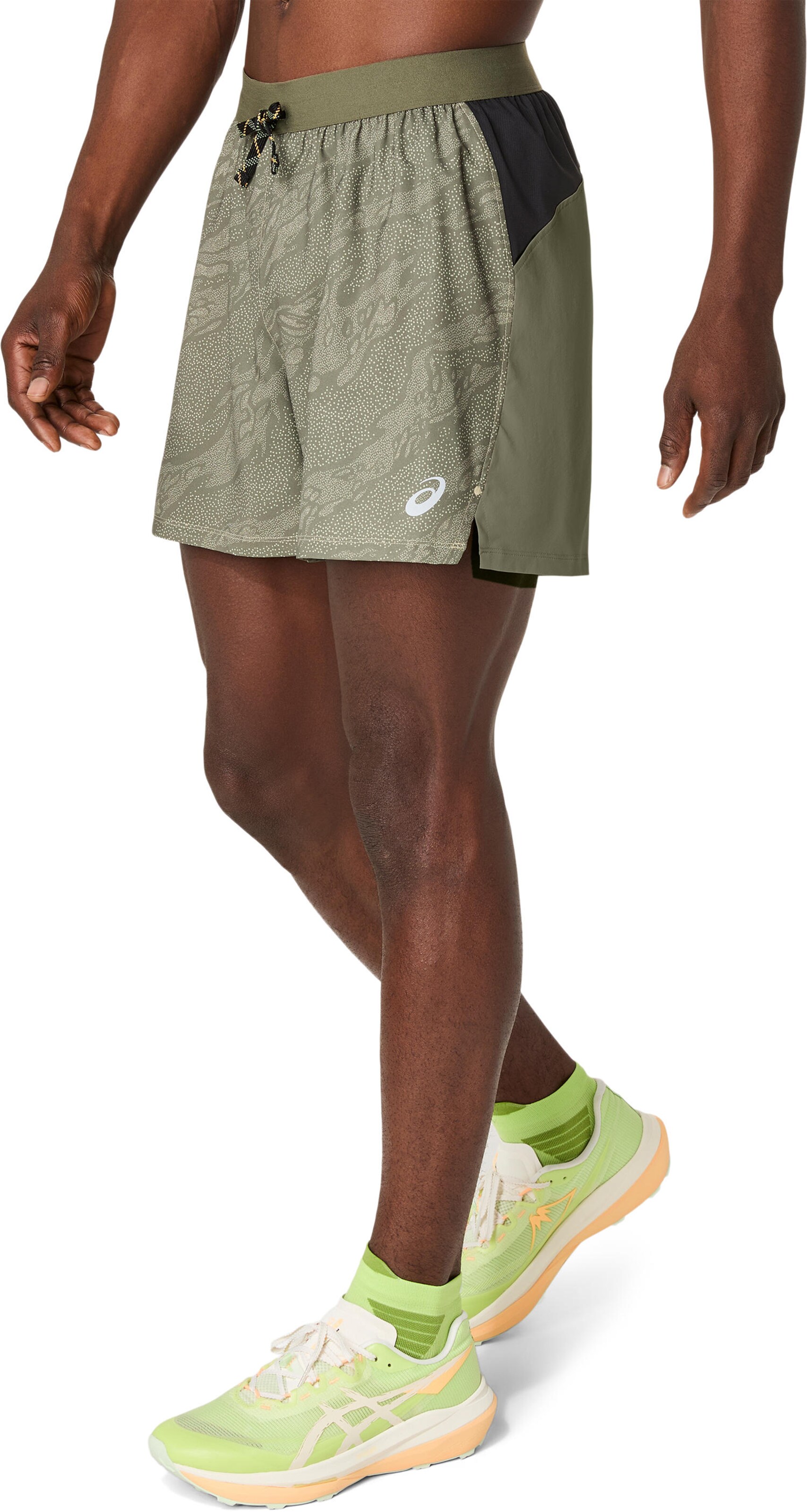 ASICS Regular Workout Pants in Green