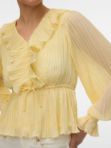 VERO MODA Blouse 'VMDora' in Yellow
