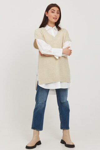 b.young Knitted vest in Beige
